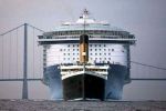 Титаник и лайнер Allure